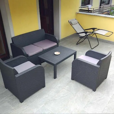 Apartman Mit Eigener Sonnenterrasse By Interhome *