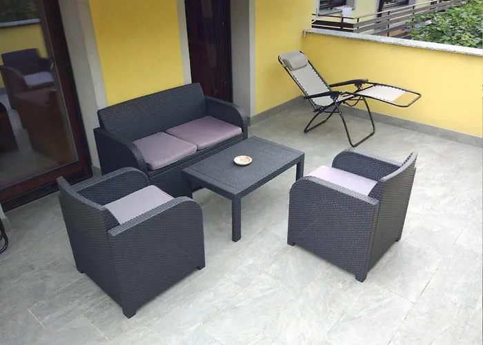 Apartament Mit Eigener Sonnenterrasse By Interhome *